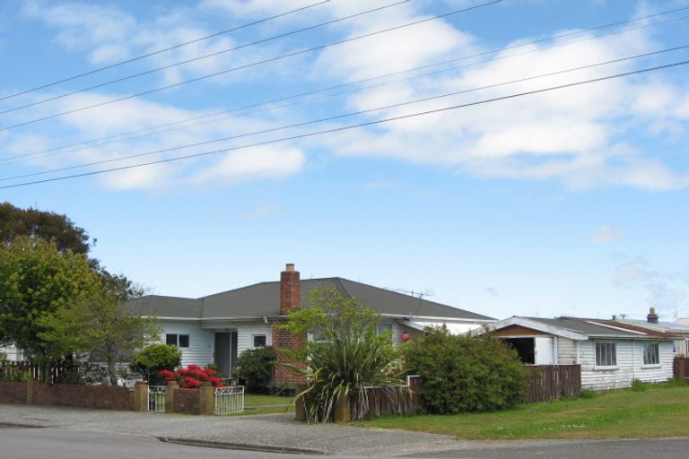 Photo of property in 8 Derby Street, Westport, 7825