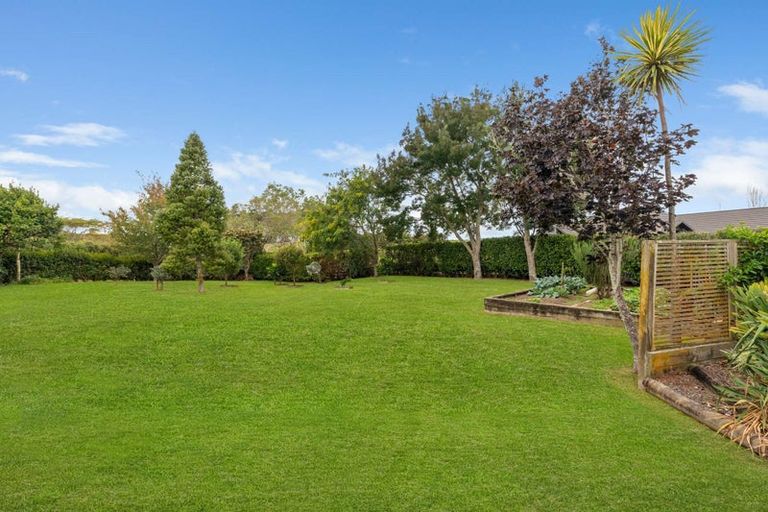 Photo of property in 22 Jenny Lane, Waiuku, 2123