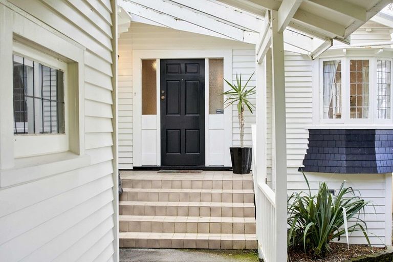 Photo of property in 14 Flers Street, Karori, Wellington, 6012