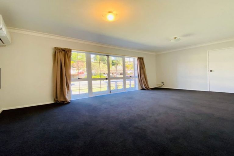 Photo of property in 12 Pentland Place, Highlands Park, New Plymouth, 4312