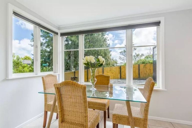 Photo of property in 63 Kervil Avenue, Te Atatu Peninsula, Auckland, 0610