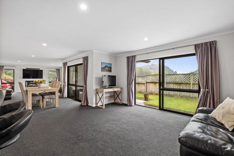 Photo of property in 281 Lakes Boulevard, Pyes Pa, Tauranga, 3112