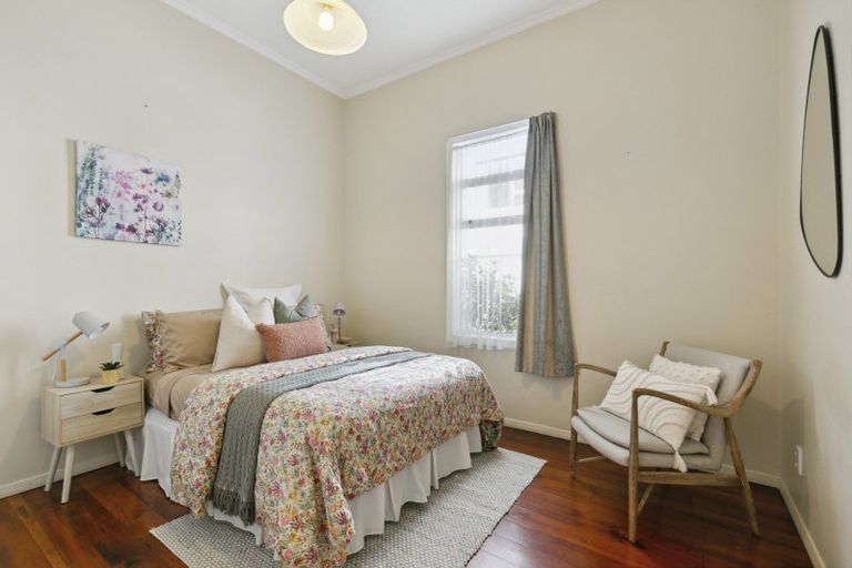 Photo of property in 35 Yule Street, Kilbirnie, Wellington, 6022