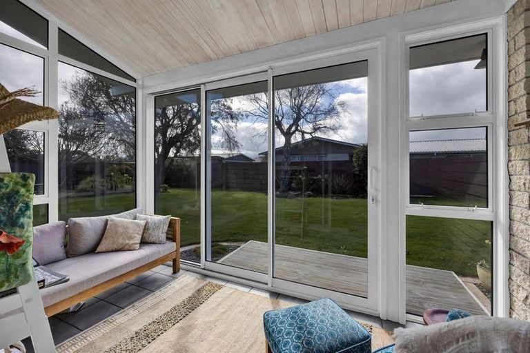 Photo of property in 18 Kowhai Street, Hawera, 4610