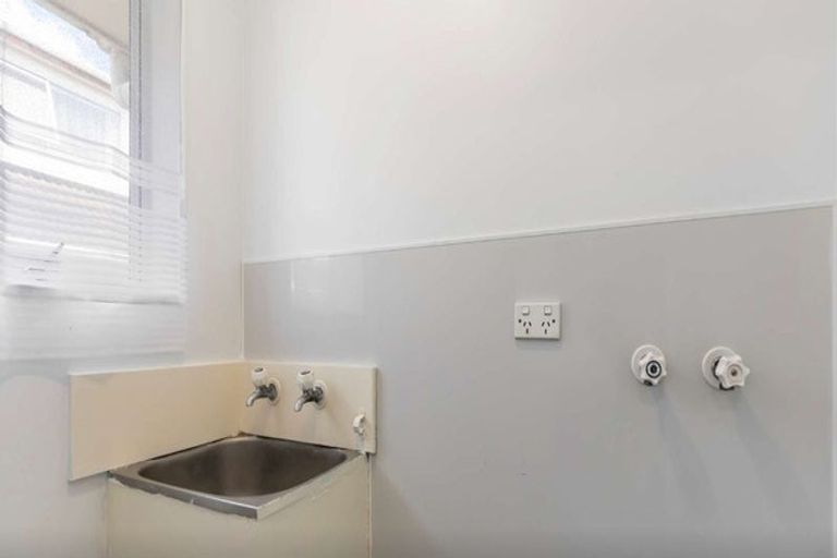 Photo of property in 11unit Hilda Street, Fenton Park, Rotorua, 3010