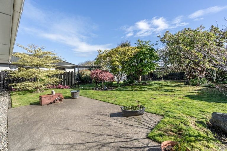 Photo of property in 30 Cruickshank Crescent, Rosedale, Invercargill, 9810