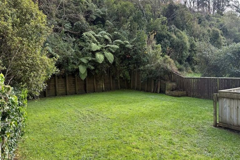 Photo of property in 60 Chester Road, Tawa, Wellington, 5028