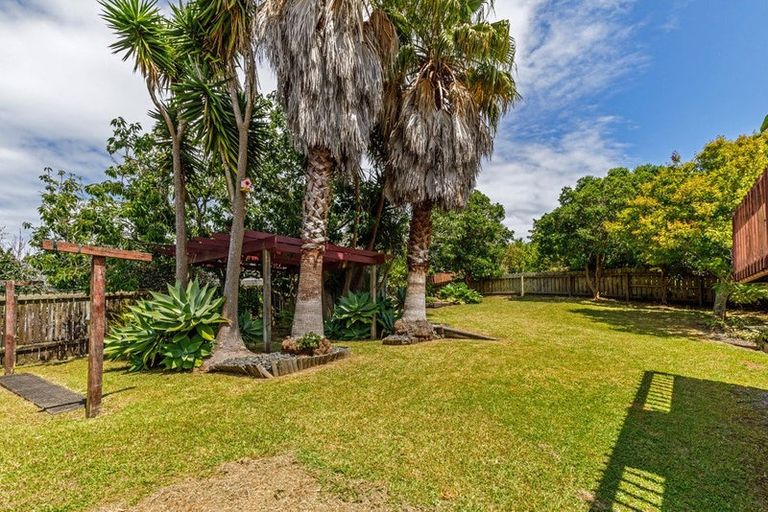 Photo of property in 20 Agincourt Street, Glenfield, Auckland, 0629