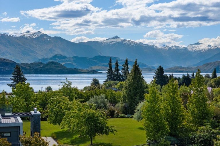Photo of property in 38 Ridgecrest, Wanaka, 9305