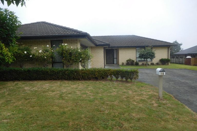 Photo of property in 18 Portobello Way, Huntington, Hamilton, 3210