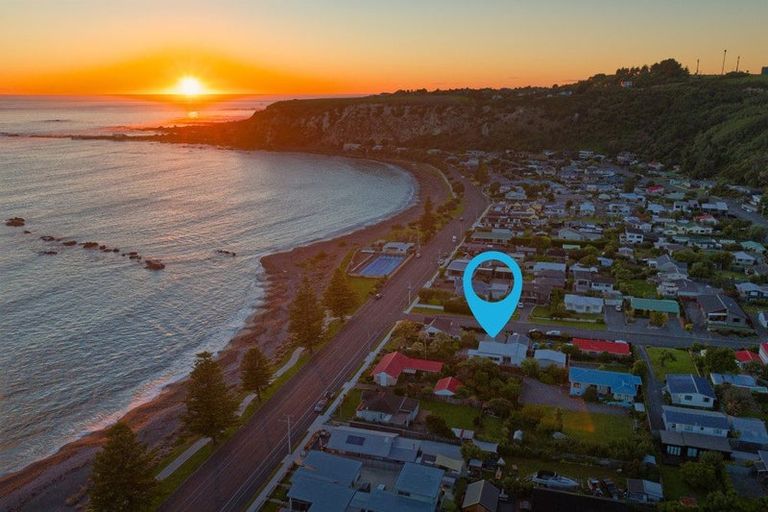 Photo of property in 178 Esplanade, Kaikoura, 7300