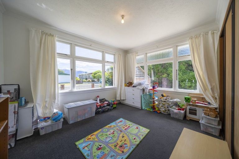 Photo of property in 5 Gunn Street, Te Anau, 9600