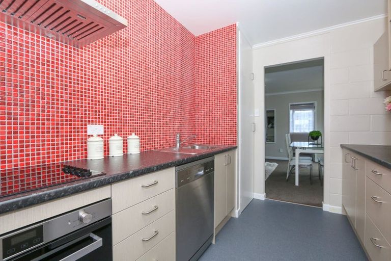 Photo of property in 1/23 Campbell Street, Karori, Wellington, 6012