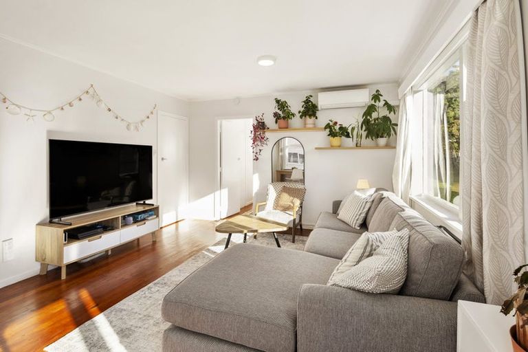 Photo of property in 139u7 Queens Drive, Lyall Bay, Wellington, 6022