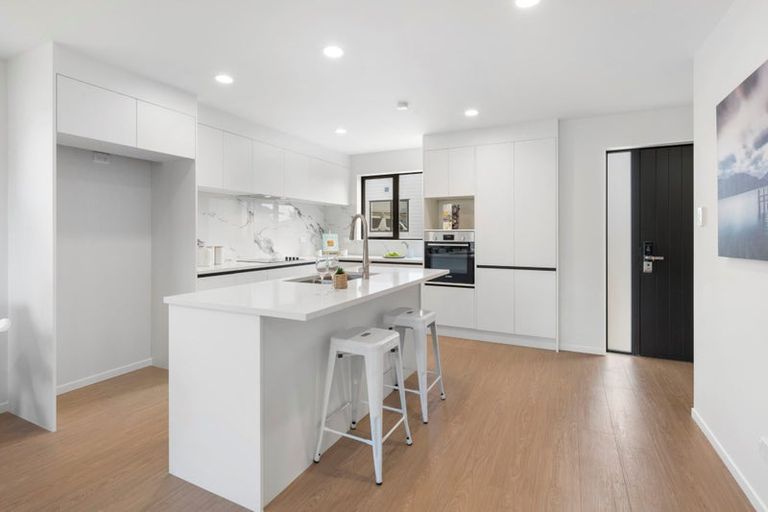 Photo of property in 28c Cape Road, Mangere, Auckland, 2022