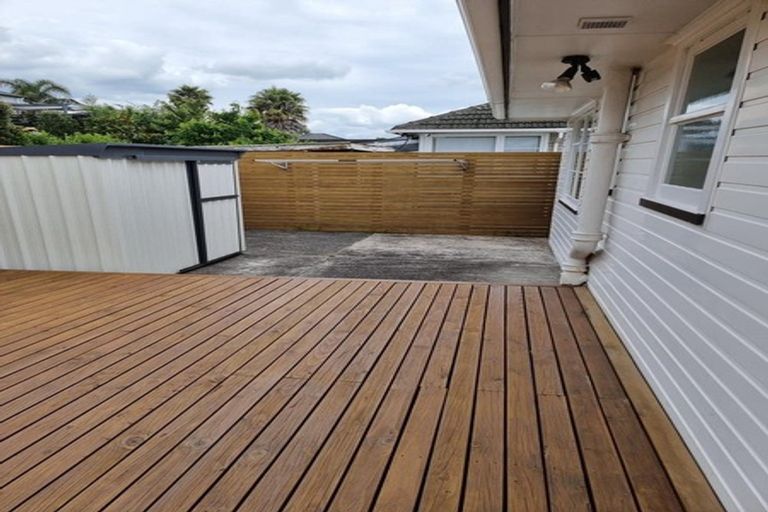 Photo of property in 18 Buller Crescent, Manurewa, Auckland, 2102