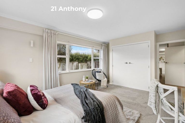 Photo of property in 21 Anthony Grove, Paraparaumu Beach, Paraparaumu, 5032