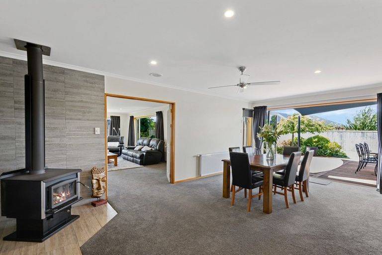 Photo of property in 25 Jozecom Place, Rolleston, 7614