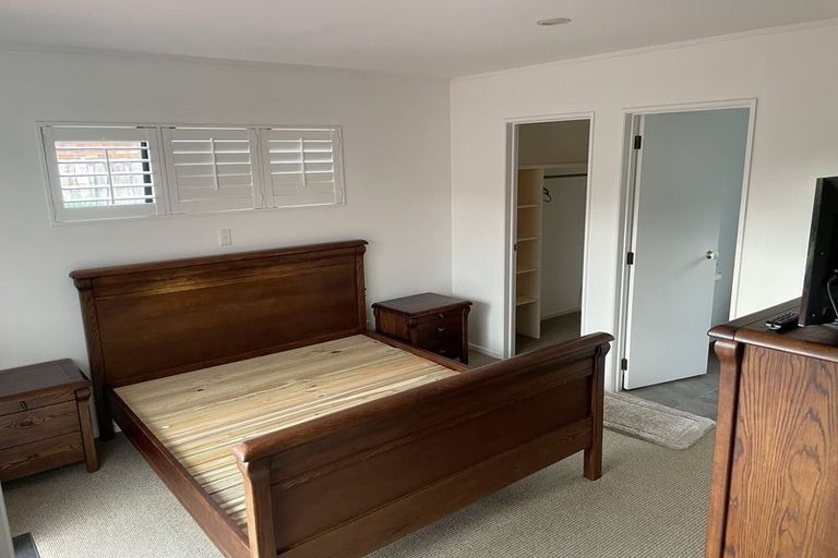 Photo of property in 142 Millhouse Drive, Northpark, Auckland, 2013