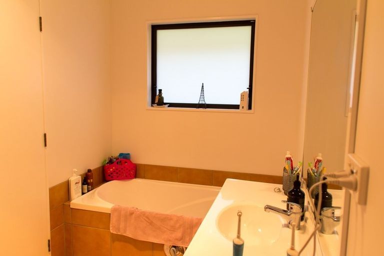 Photo of property in 61a Clifford Road, Johnsonville, Wellington, 6037