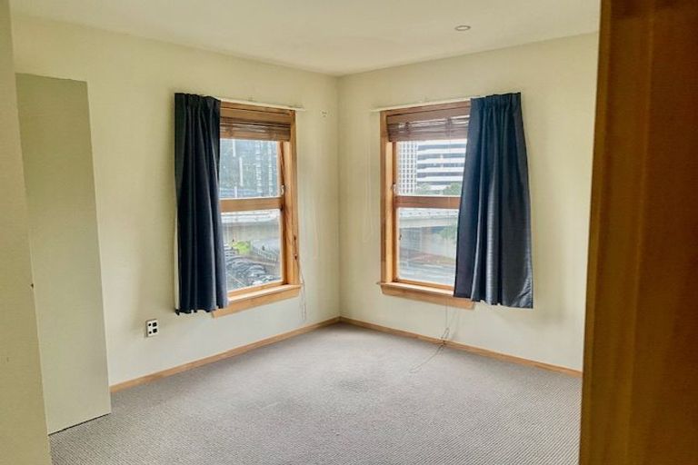 Photo of property in 22 Parliament Street, Thorndon, Wellington, 6011