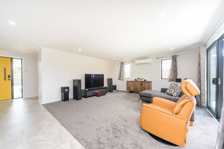 Photo of property in 94 James Line, Kelvin Grove, Palmerston North, 4414