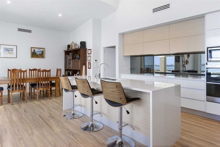 Photo of property in 2 Deepwater Views Way, Maungatapu, Tauranga, 3112