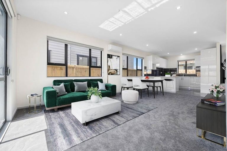 Photo of property in 21 Franklin Avenue, Papatoetoe, Auckland, 2024