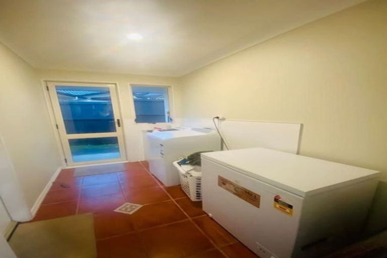 Photo of property in 7 Lansell Drive, East Tamaki Heights, Auckland, 2016