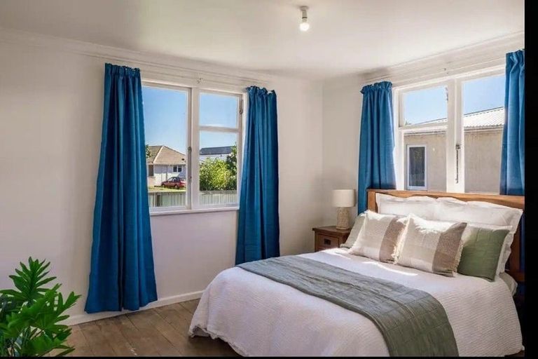Photo of property in 71 Seddon Crescent, Marewa, Napier, 4110