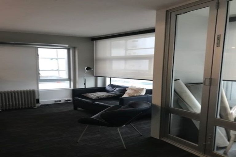 Photo of property in St Pauls Apartments, 93/43u Mulgrave Street, Thorndon, Wellington, 6011