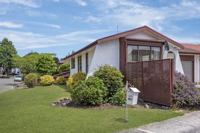 Photo of property in 23 Resolution Place, Bryndwr, Christchurch, 8053