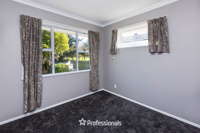 Photo of property in 92 Pine Avenue, Ebdentown, Upper Hutt, 5018