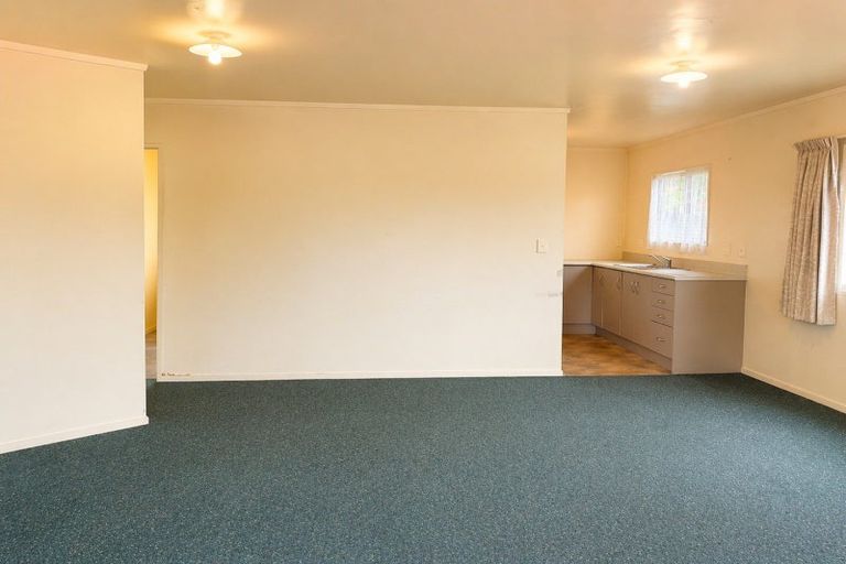 Photo of property in 7 Ross Crescent, Fairfield, Hamilton, 3214