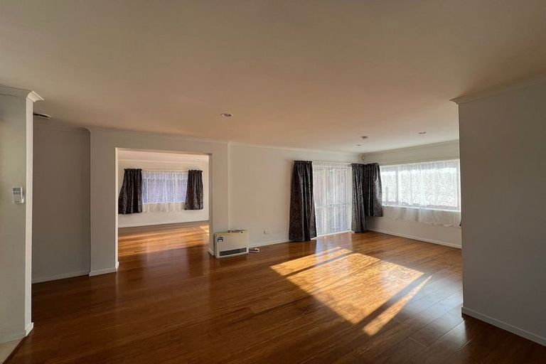 Photo of property in 26 Cyril French Drive, Flat Bush, Auckland, 2016