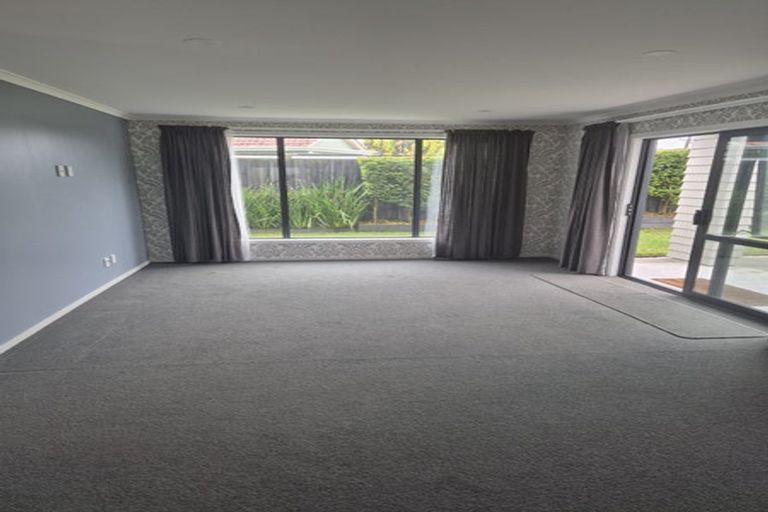Photo of property in 1/382 Cobham Drive, Hillcrest, Hamilton, 3216