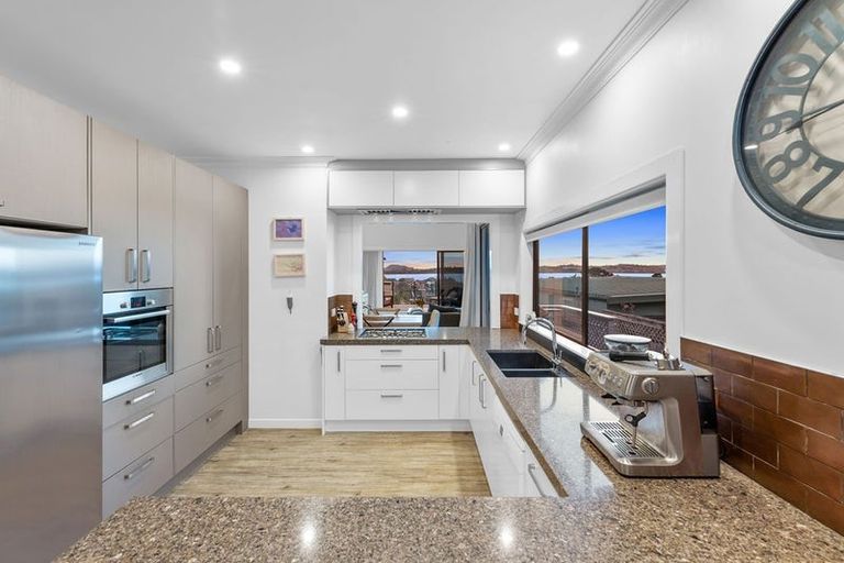 Photo of property in 22 Morrow Avenue, Bucklands Beach, Auckland, 2012