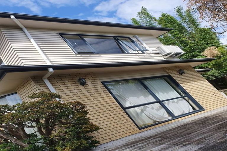 Photo of property in 52b Royal View Road, Te Atatu South, Auckland, 0610