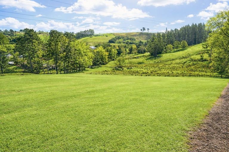 Photo of property in 157 Newman Road, Stillwater, Silverdale, 0993