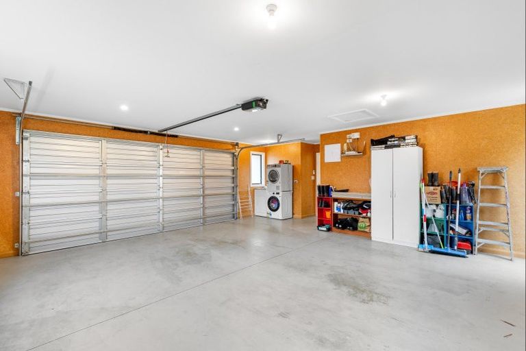 Photo of property in 12 Middleton Way, Ashhurst, 4810