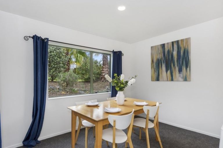 Photo of property in 10 Dalton Drive, Papamoa Beach, Papamoa, 3118