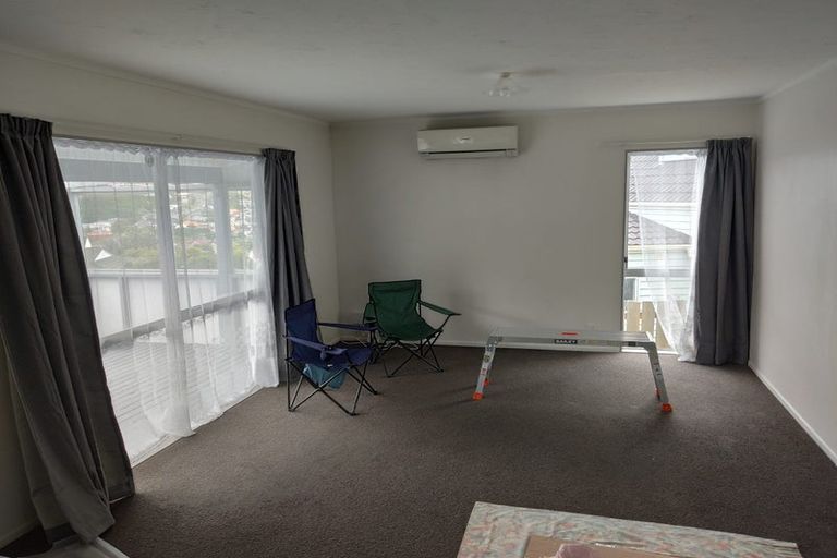 Photo of property in 7 Cambrian Street, Churton Park, Wellington, 6037