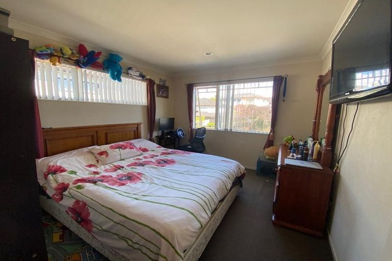 Photo of property in 135 Cyril French Drive, Flat Bush, Auckland, 2016