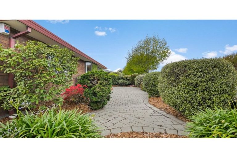 Photo of property in 228 Yaldhurst Road, Avonhead, Christchurch, 8042