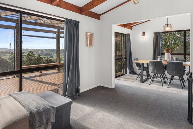 Photo of property in 400 Apotu Road, Kauri, Kamo, 0185