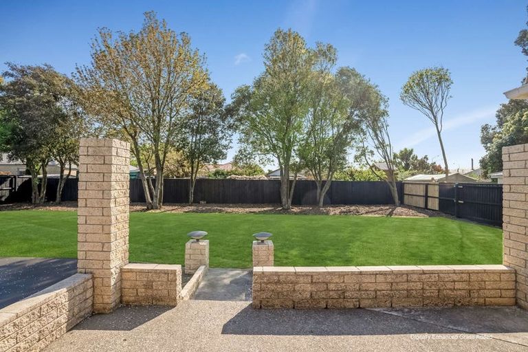 Photo of property in 10 Bellina Place, Broomfield, Christchurch, 8042