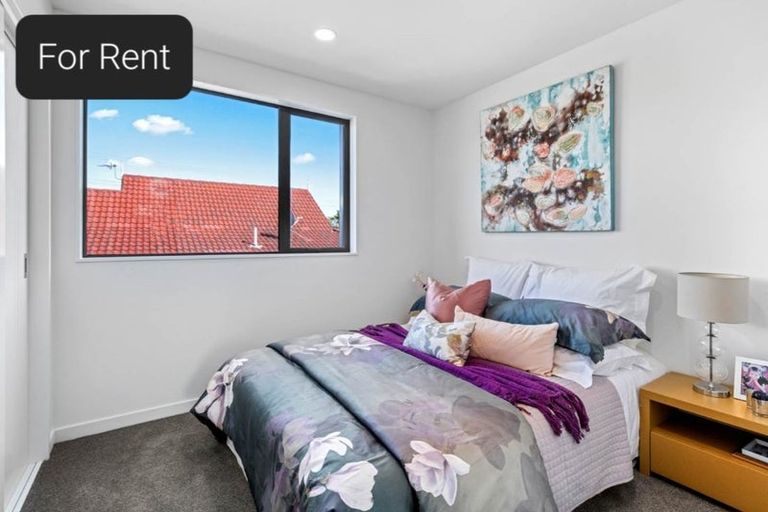 Photo of property in 5/4 Glenhaven Place, Te Atatu Peninsula, Auckland, 0610