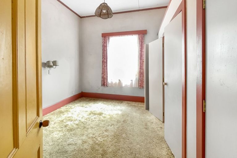Photo of property in 77 King Street, Hikurangi, 0114