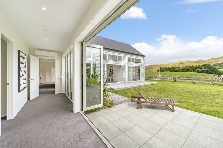 Photo of property in 800 Ohariu Valley Road, Ohariu, Wellington, 6037