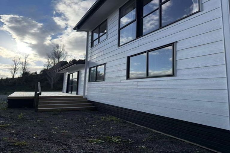 Photo of property in 18 Manuka Drive, Whangamata, 3691